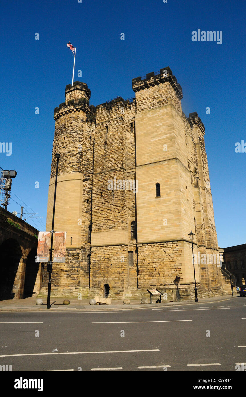 Newcastle castle keep hi-res stock photography and images - Alamy