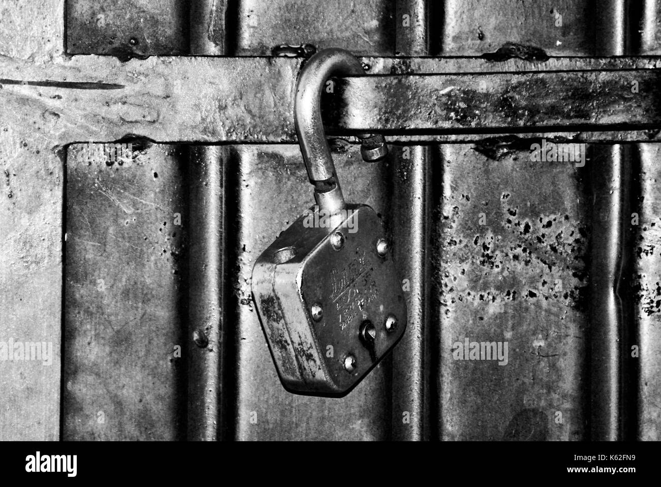 Open lock & door Stock Photo Alamy