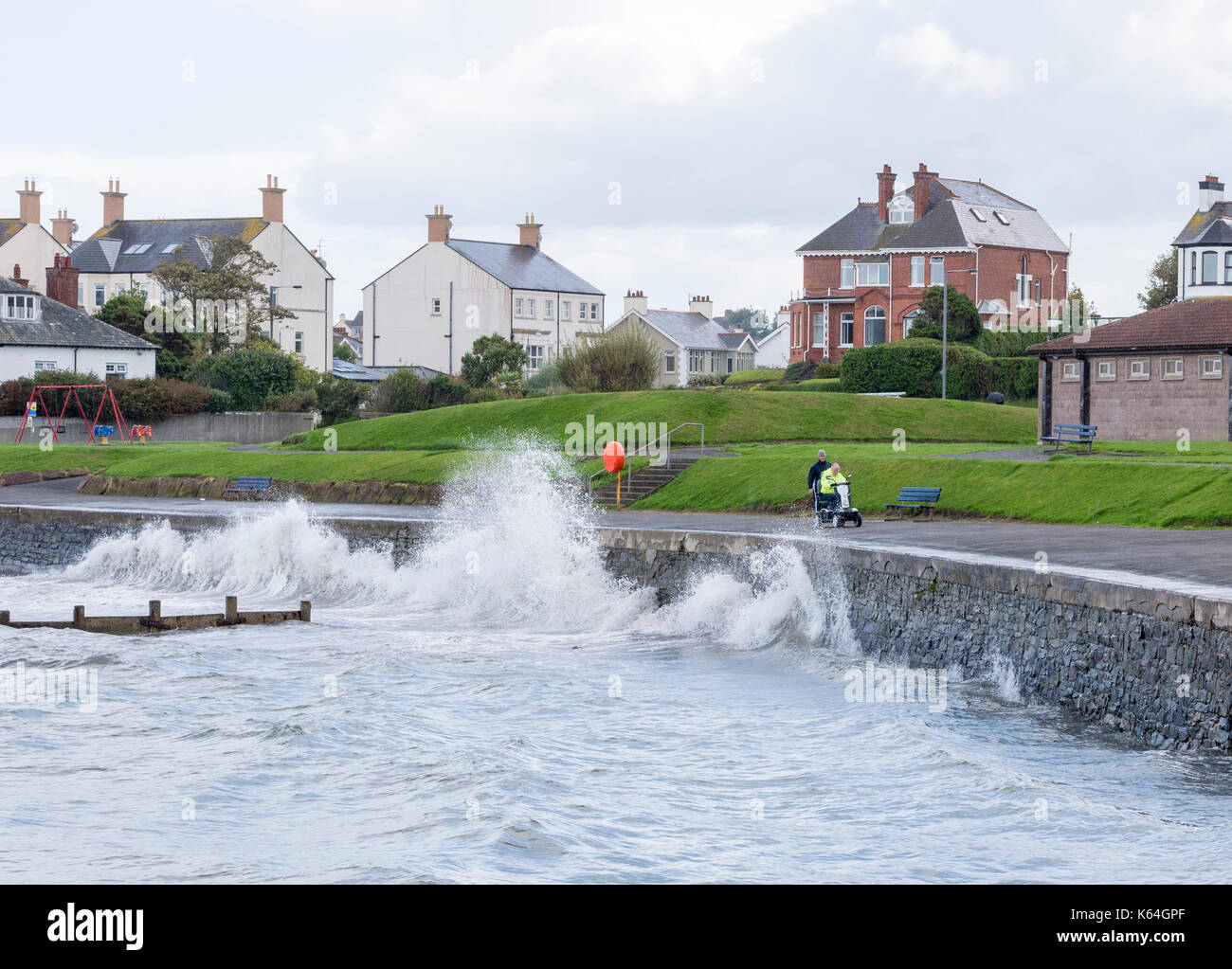 Bangor, Northern Ireland, UK. 11th Sep, 2017. UK weather Sunshine and showers, with a