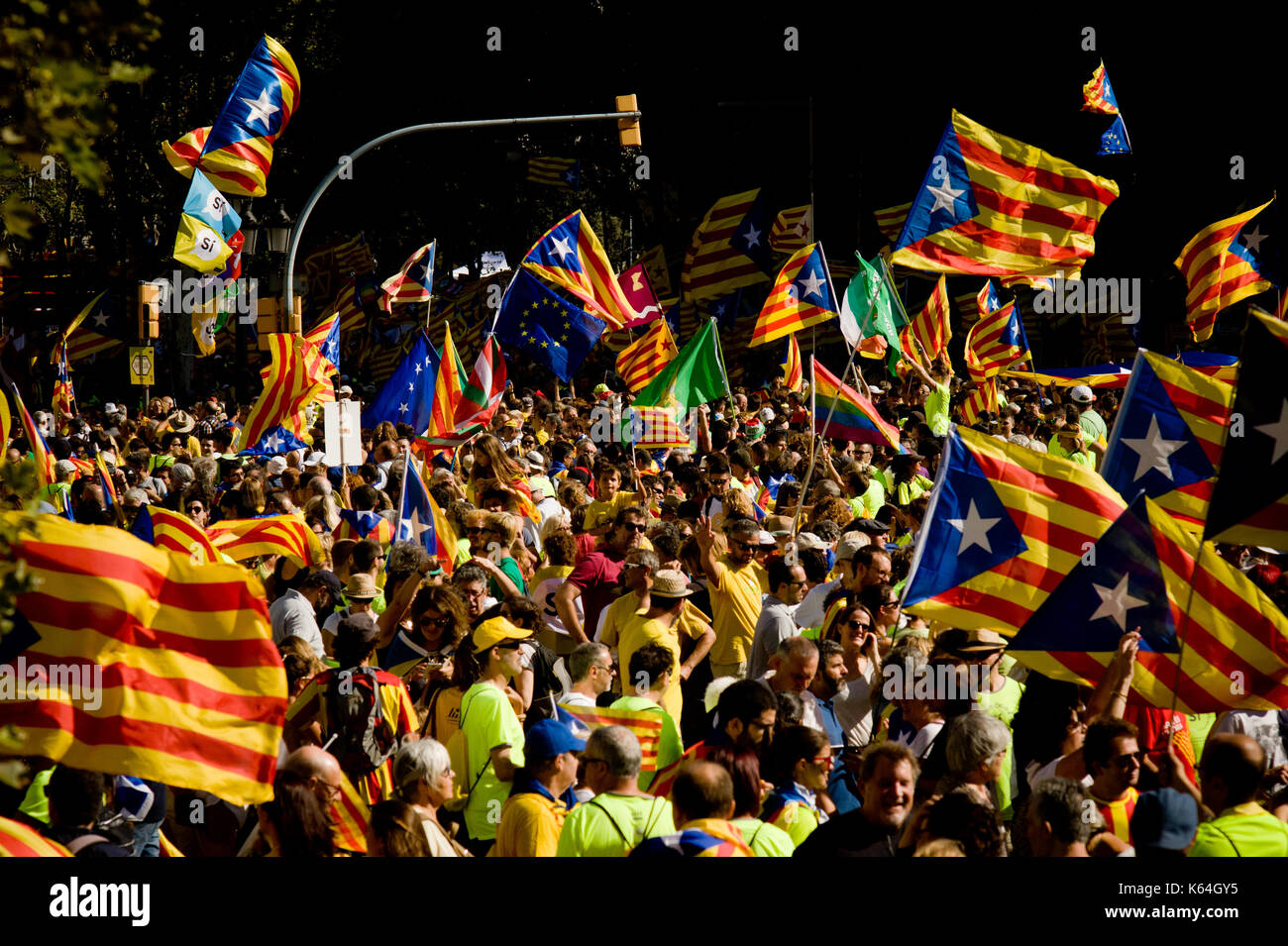Barcelona, Catalonia, Spain. 11th Sep, 2017. In Barcelona, coinciding with Catalan national day or Diada, hundreds of thousands fill the streets demanding the independence of Catalonia. Catalan government aims to celebrate a referendum on independence next first october. Credit: Jordi Boixareu/ZUMA Wire/Alamy Live News Stock Photo
