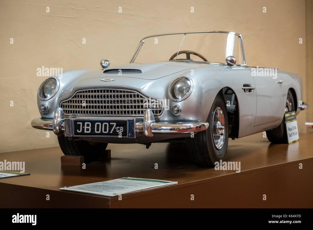 matchbox aston martin db5