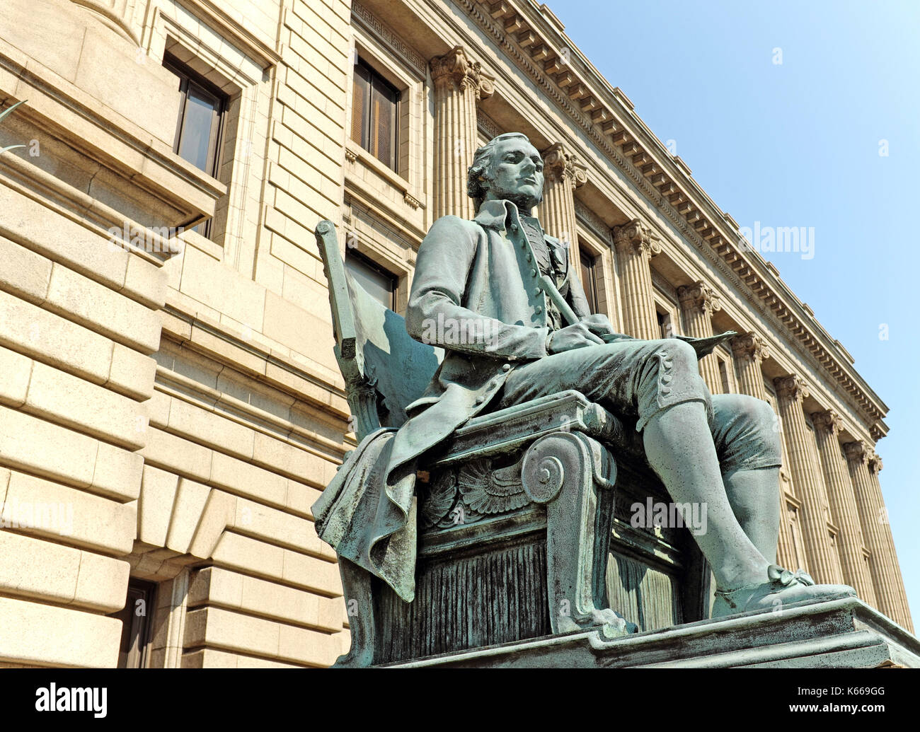 Statue of Alexander Hamilton outside the imposing Cuyahoga County Courthouse in downtown Cleveland, Ohio, USA. Stock Photo