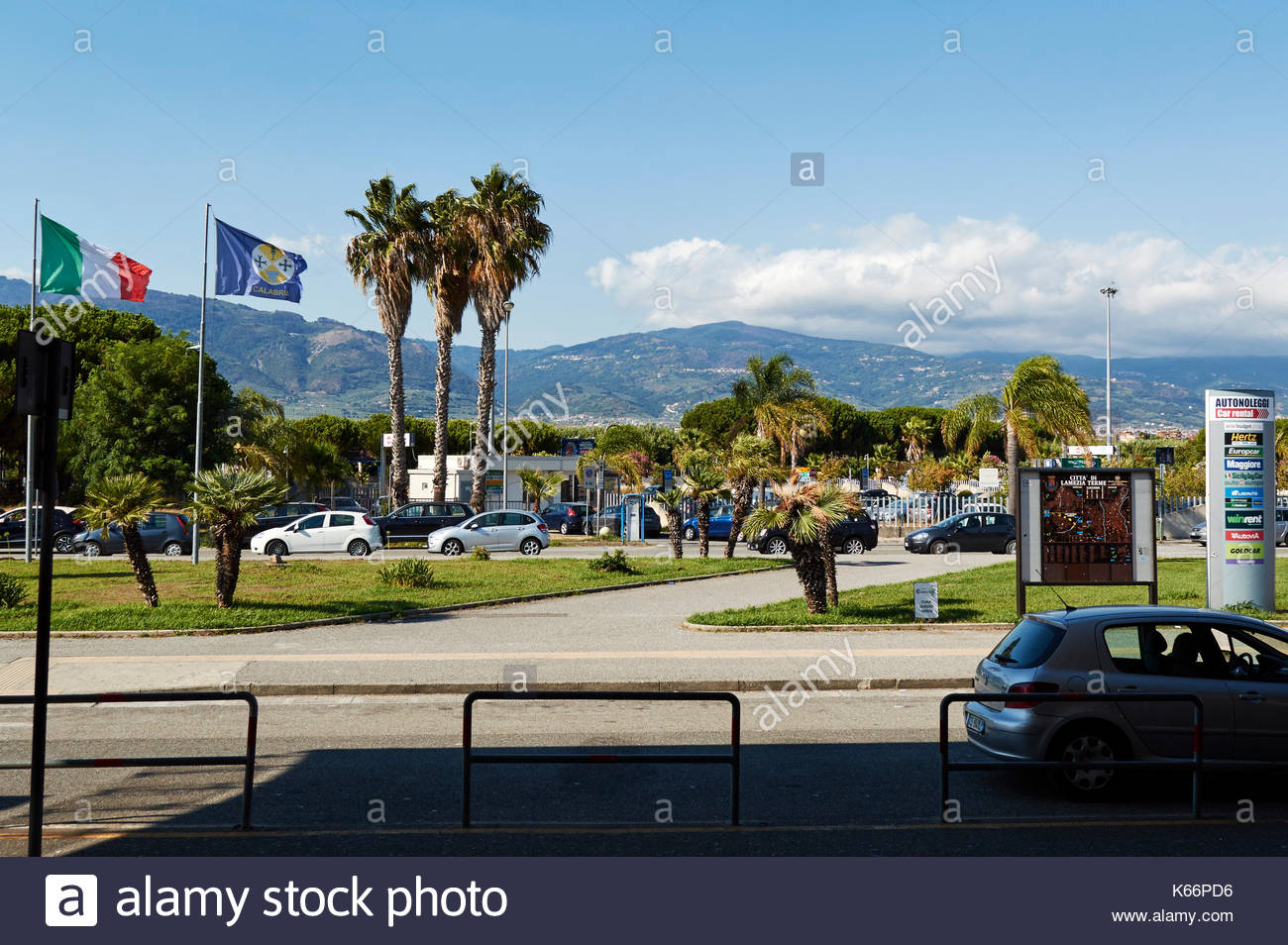 Airport Car Parking Stock Photos & Airport Car Parking Stock Images Alamy
