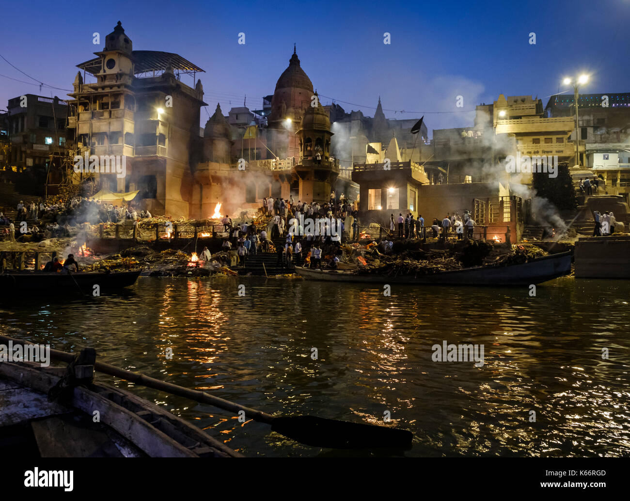 VARANASI, INDIA - CIRCA NOVEMBER 2016: Cremation in progess at the Manikarnika Ghat. This is is one of the oldest ghats in Varanasi, and most known fo Stock Photo