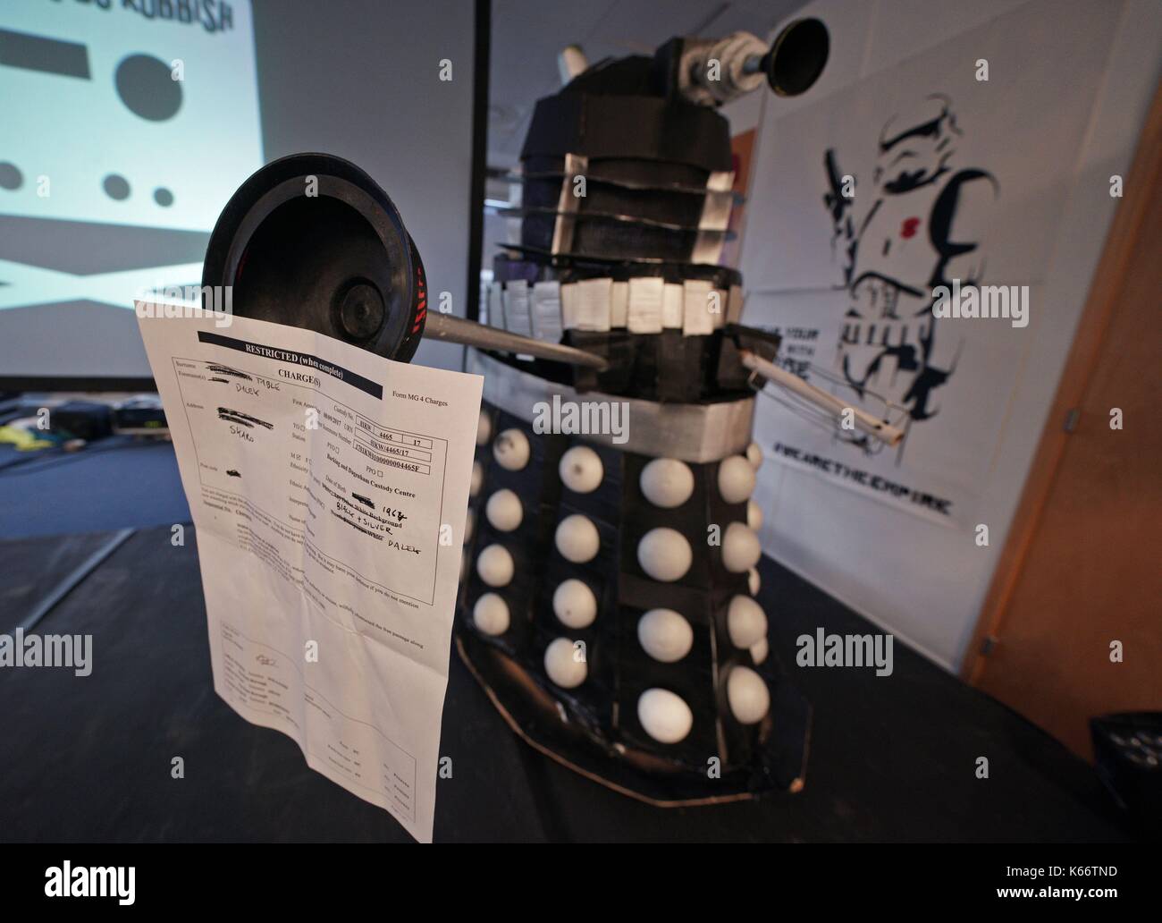 STANDALONE PHOTO An installation by Alistair Binnie Lubbock, Karim