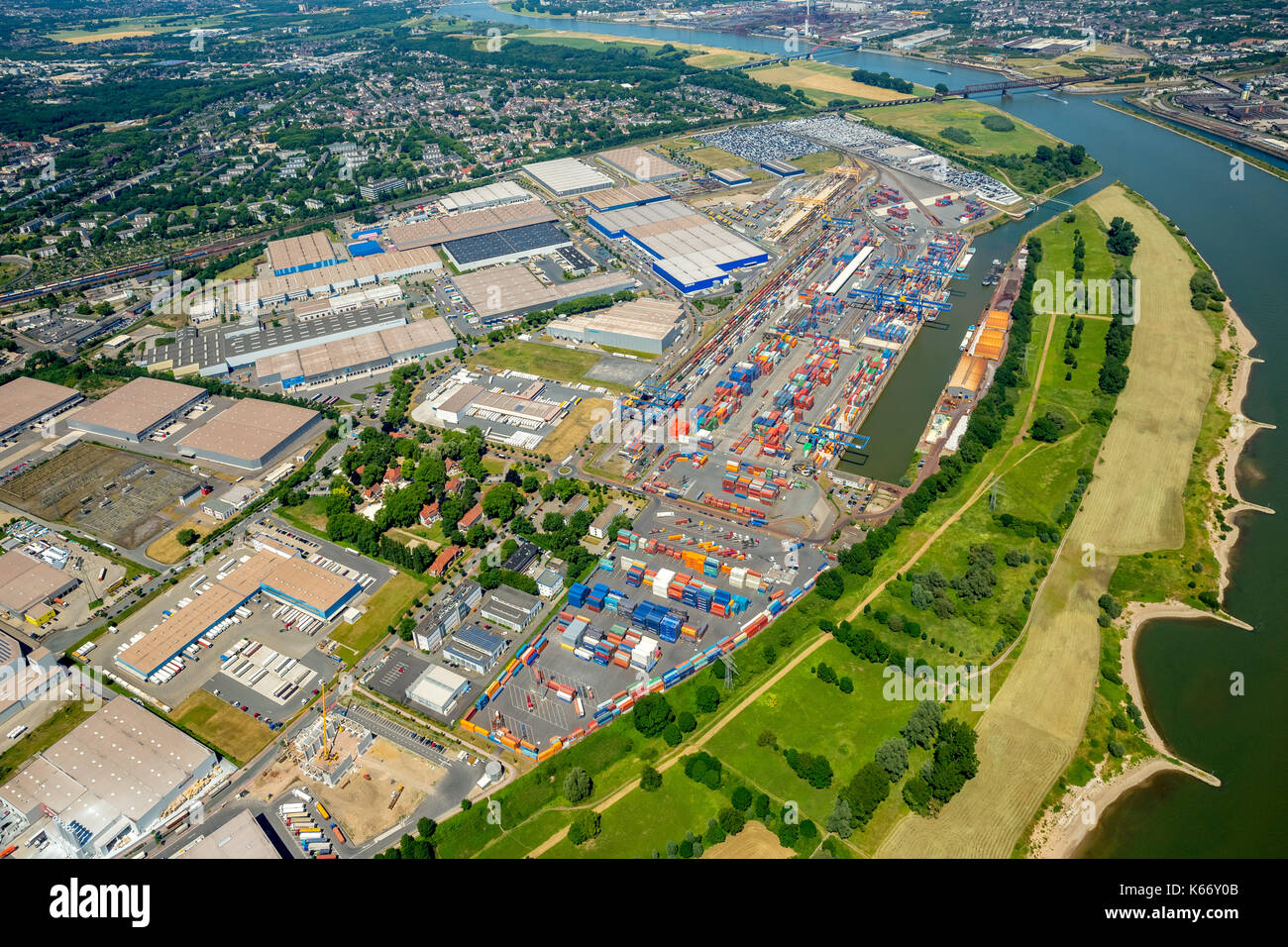 Logport1, Logport 1 container port on the Rhine, Duisburg HafenAG, inland shipping, logistics, Rhine harbor, Duisburg, Ruhr, Nordrhein-Westfalen, Germ Stock Photo
