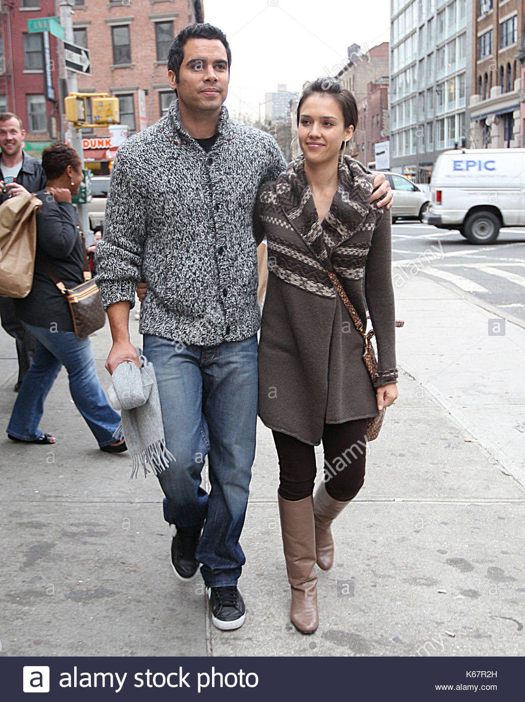 Jessica alba out in manhattans west village neighborhood new picture Jessica alba out in manhattans west village neighborhood new foto