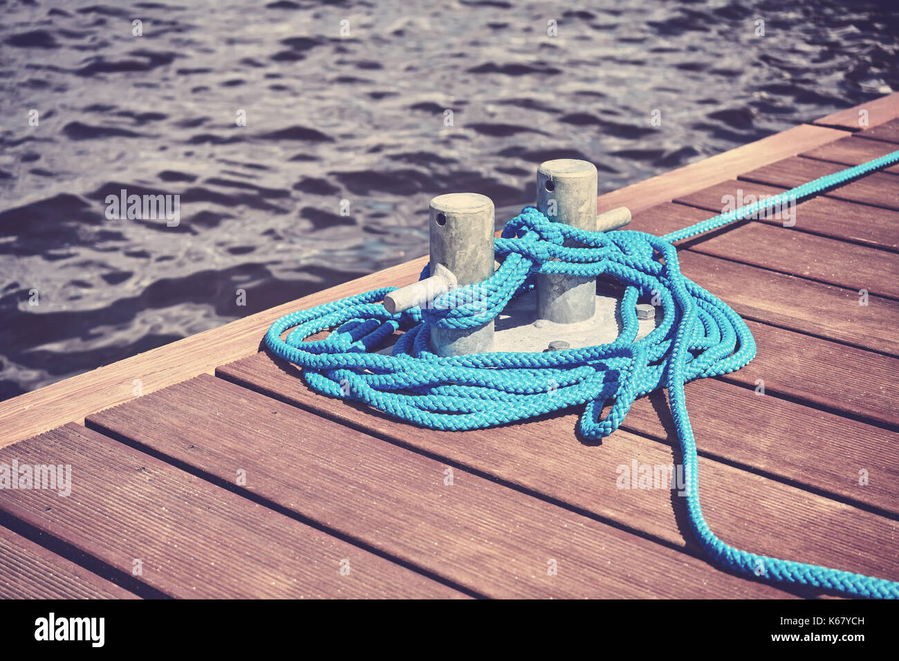 Nautical rope knot hi-res stock photography and images - Alamy