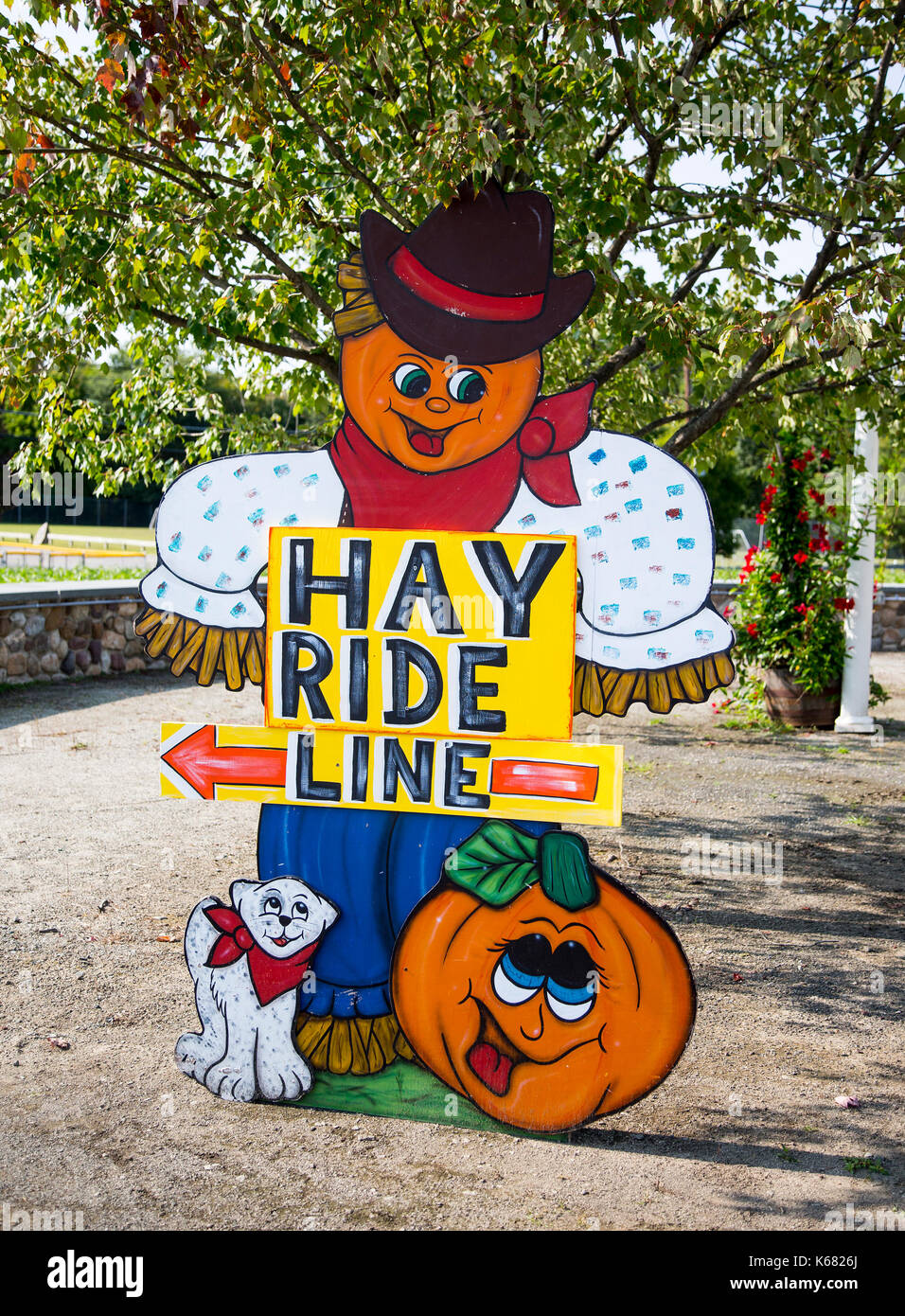 Hay ride sign at a farm at Halloween time Stock Photo
