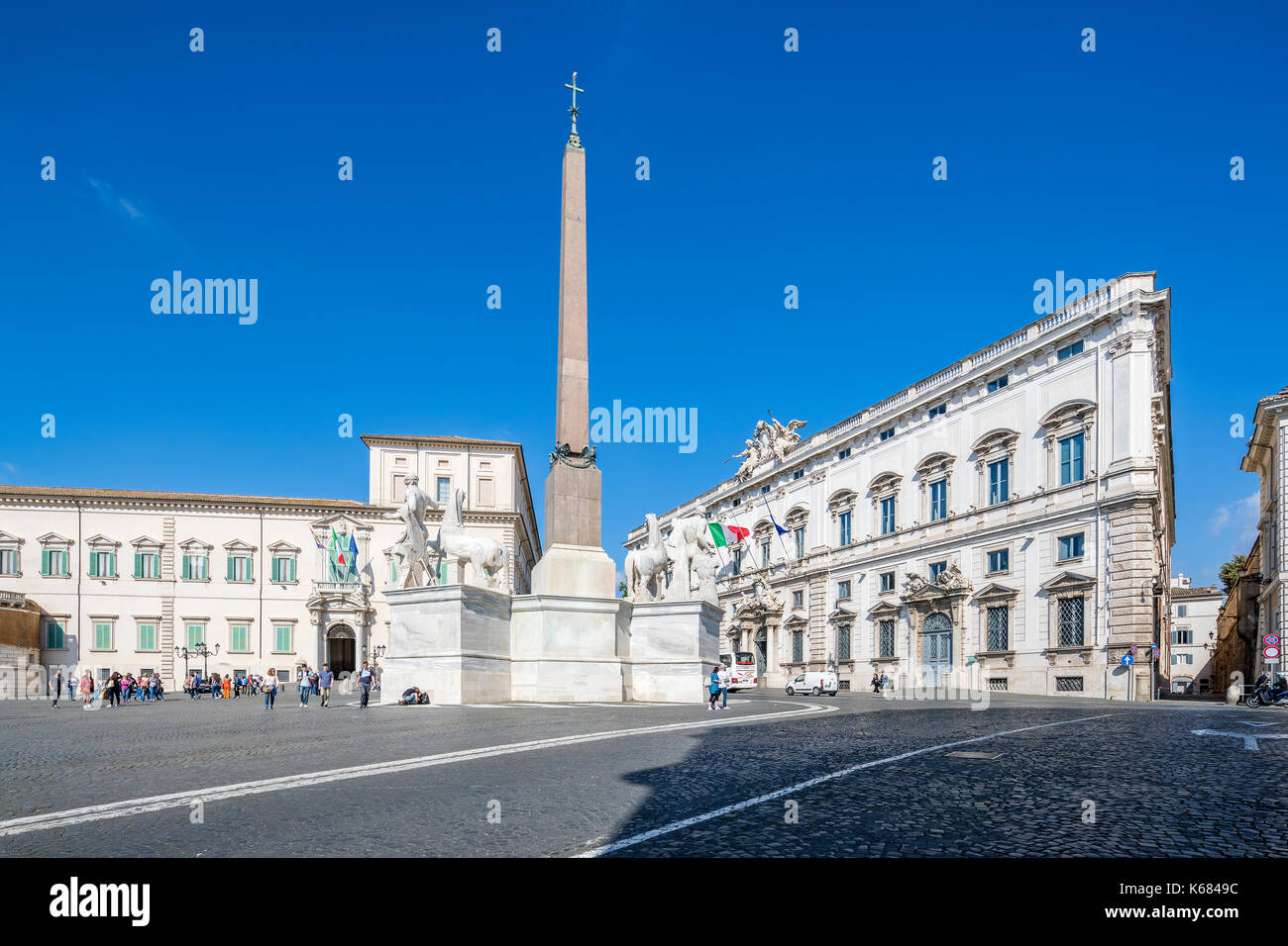Palazzo del Quirinale and Obelisco del Quirinale at Piazza del