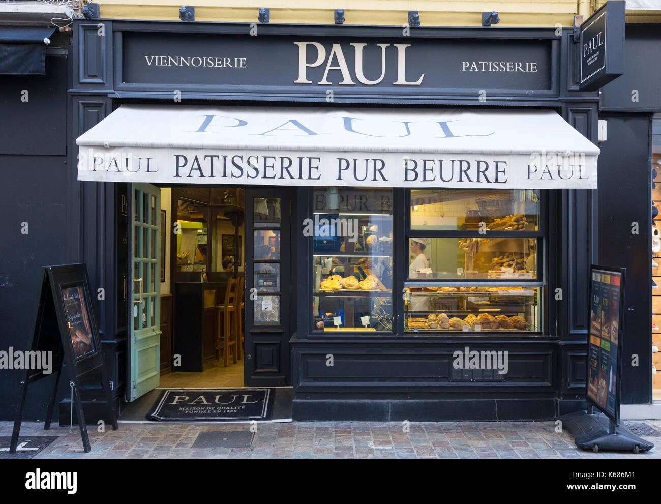 Paul bakery hires stock photography and images Alamy