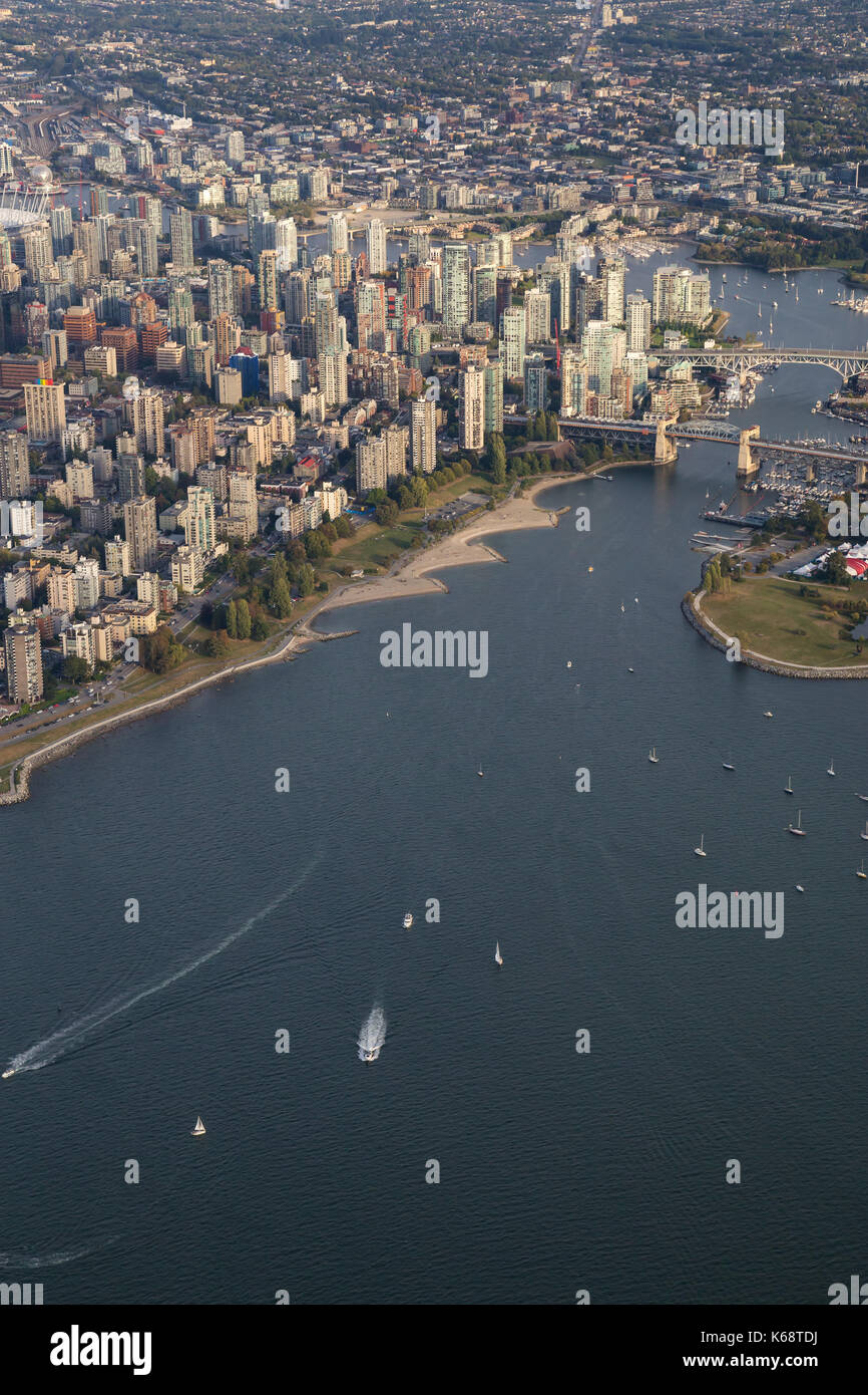 Aerial view downtown vancouver on hi-res stock photography and images ...