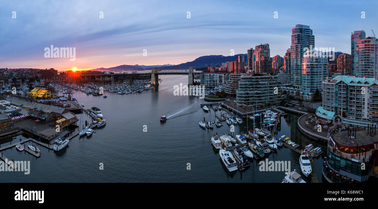 Panoramic View of False Creek in Downtown Vancouver, British Columbia ...