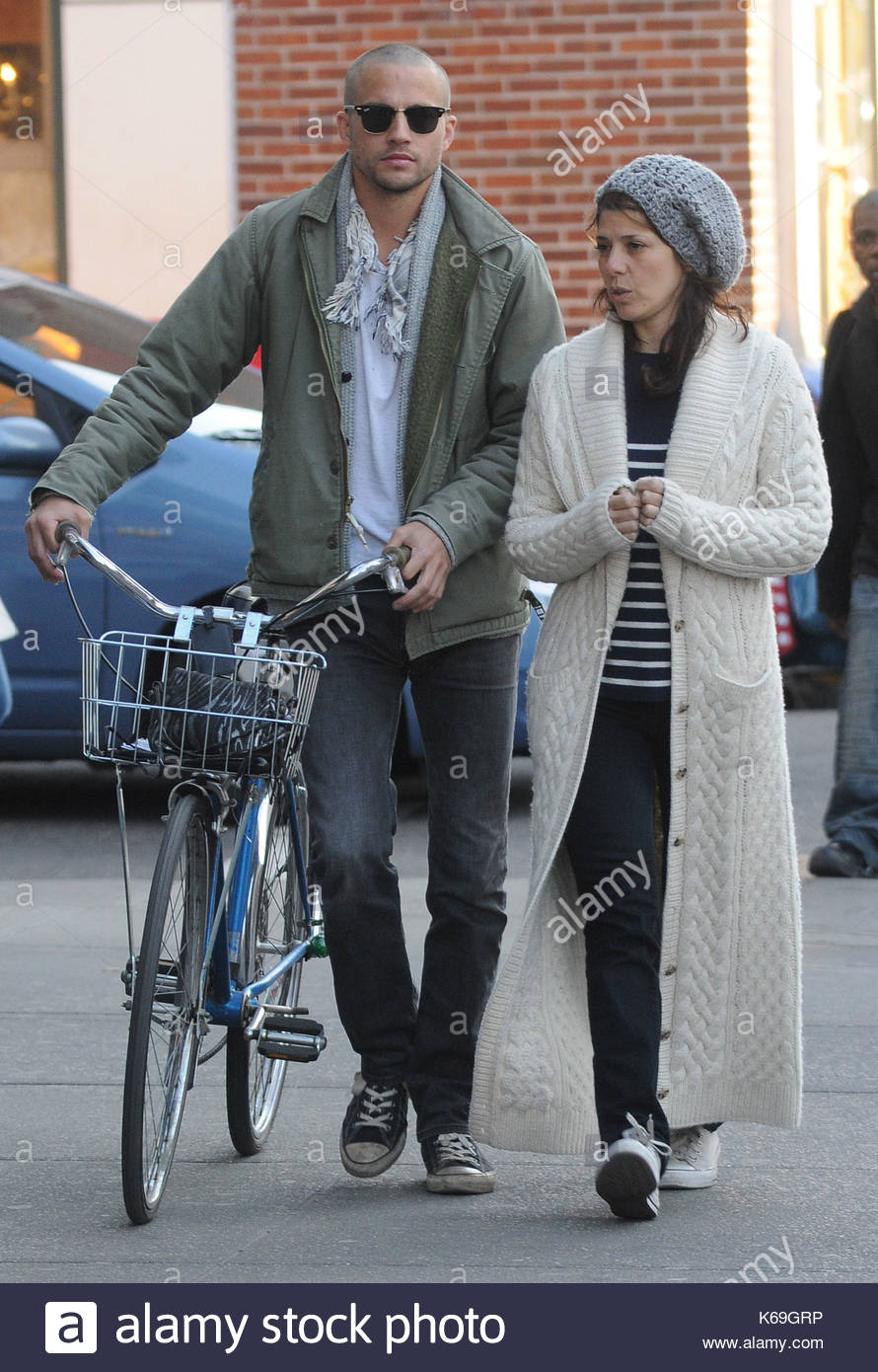 Logan Marshall Green And Marisa Tomei Stock Photos & Logan Marshall 