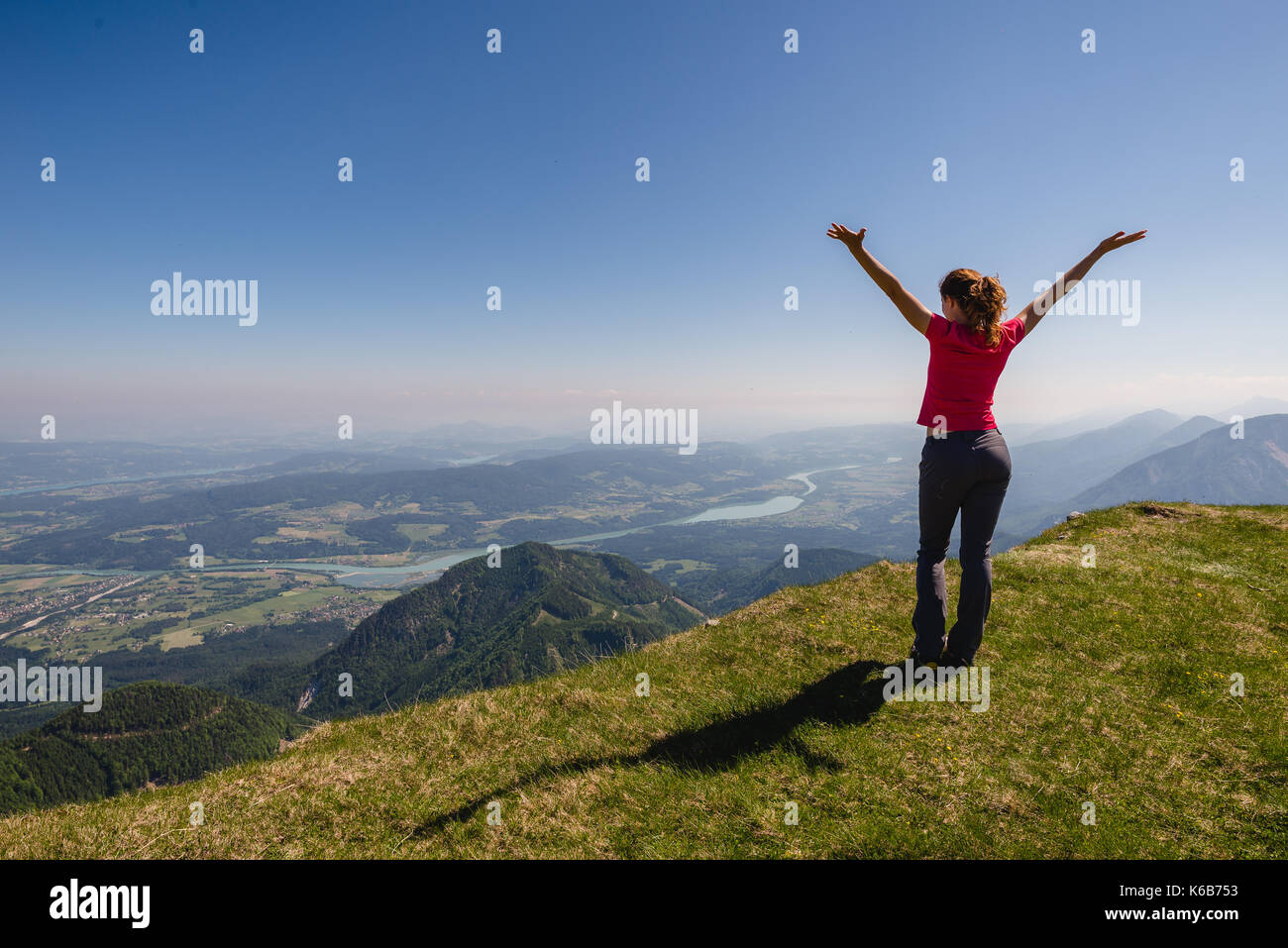 Girl open arms hi-res stock photography and images - Alamy