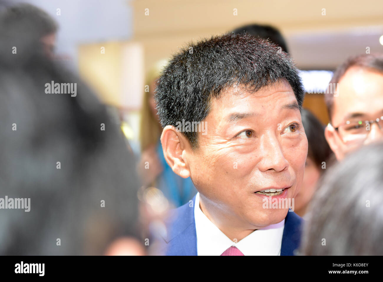 Wei jianjun hi-res stock photography and images - Alamy