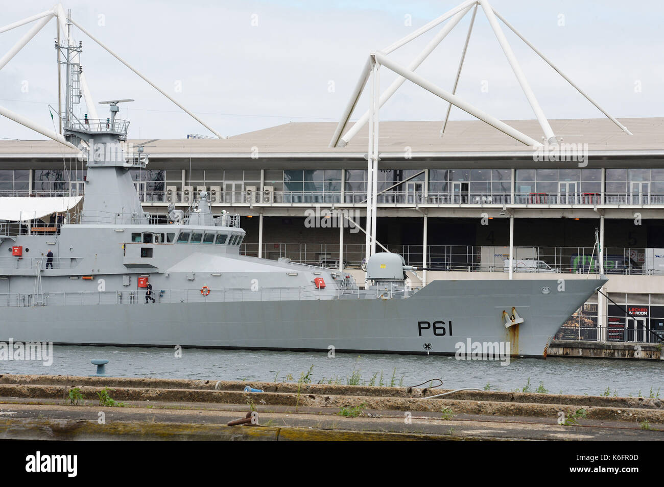 Worlds biggest arms fair hires stock photography and images Alamy