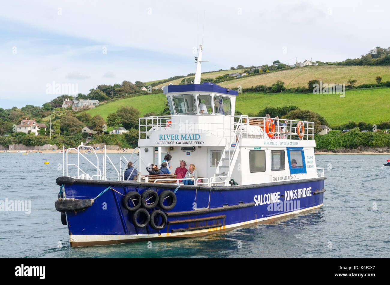 the-river-maid-salcombe-to-kingsbridge-ferry-in-the-salcombe-estaury