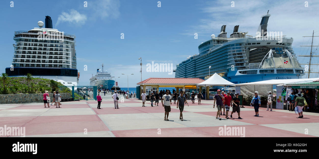 Cruise ships alongside at Cruise Port, Philipsburg, Sint Martin, West Indies, Caribbean Leeward Islands Stock Photo