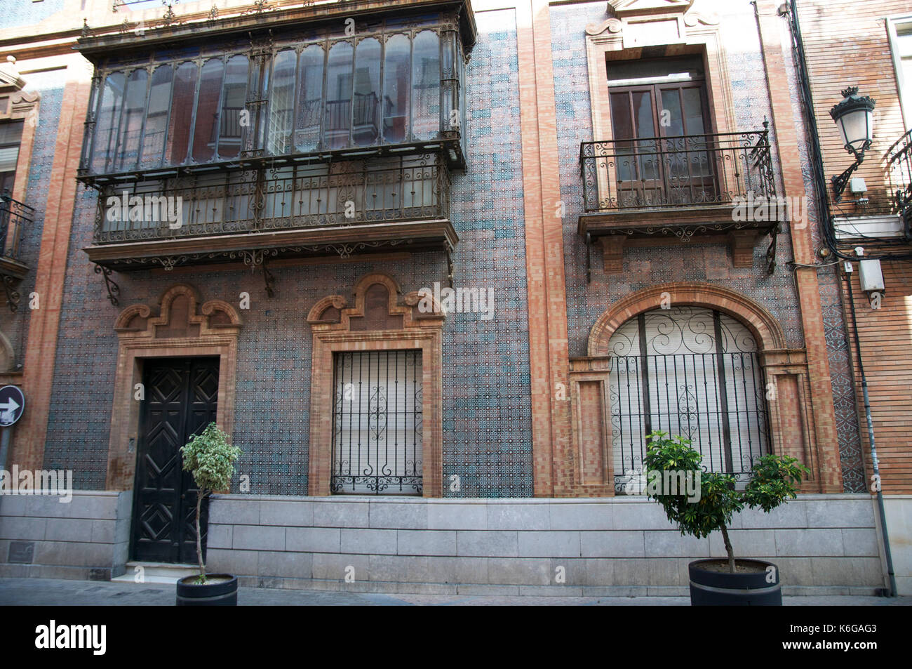 calle-huelva-hi-res-stock-photography-and-images-alamy
