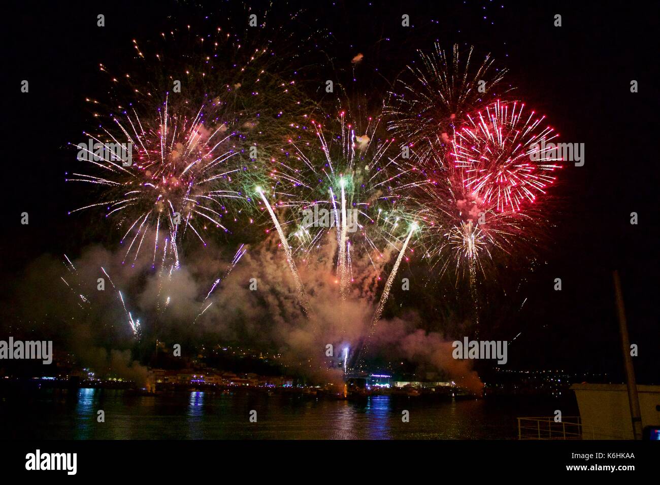 Fogo de artifício em dia festivo em São Pedro da Afurada, fireworks animation Stock Photo