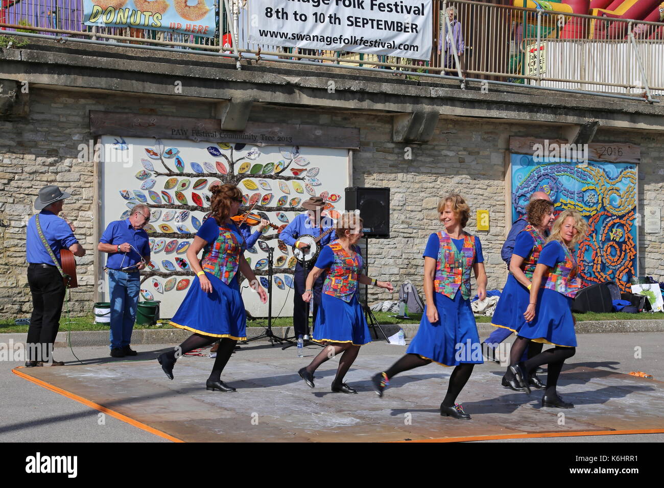 Knickerbocker glory hires stock photography and images Alamy