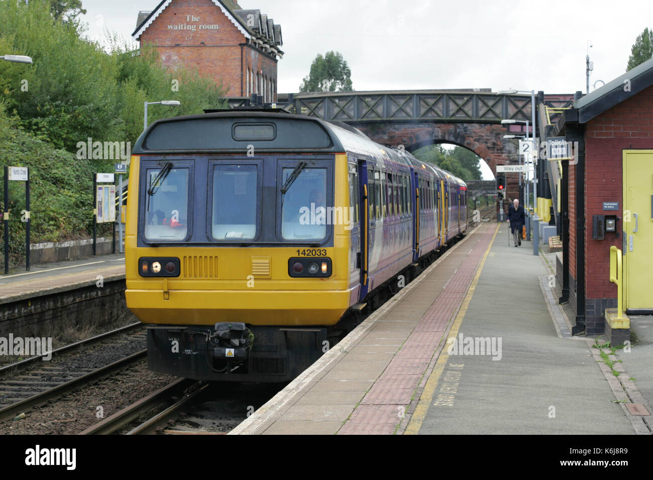 Trains working at Hunts Cross, Liverpool Stock Photo Alamy
