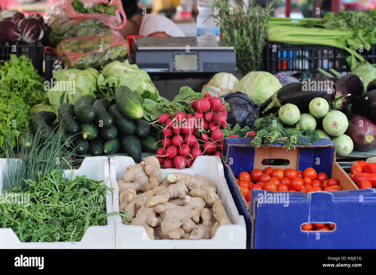 Fresh organic vegetables crates on market stall Stock Photo - Alamy