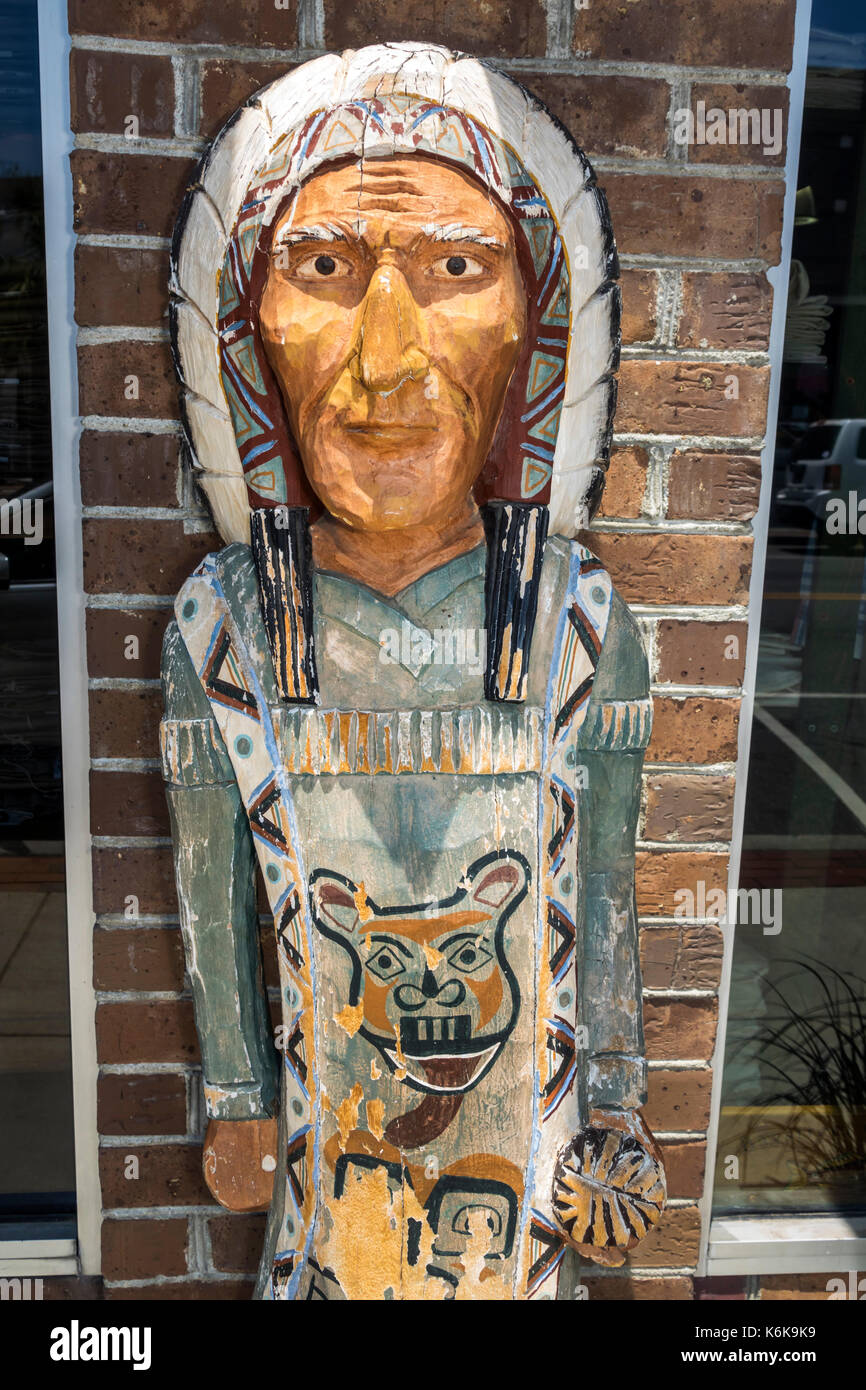 Beaufort South Carolina,historic Downtown,stores,shops,Bay Street,wood carving,Native American,Indian indigenous peoples,outside exterior,SC170514017 Stock Photo