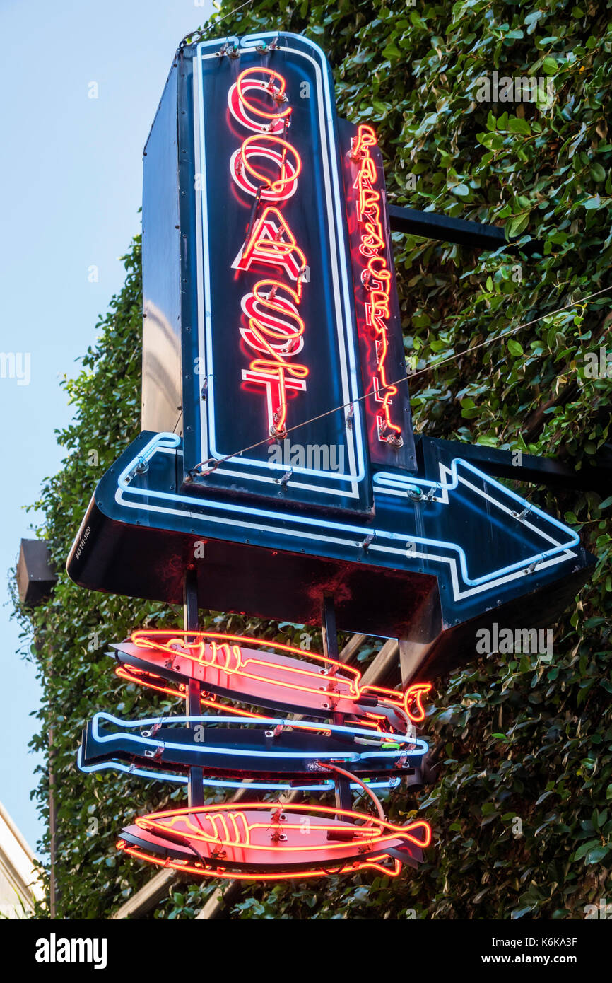 Charleston South Carolina,historic Downtown,Coast Bar & Grill,restaurant restaurants food dining