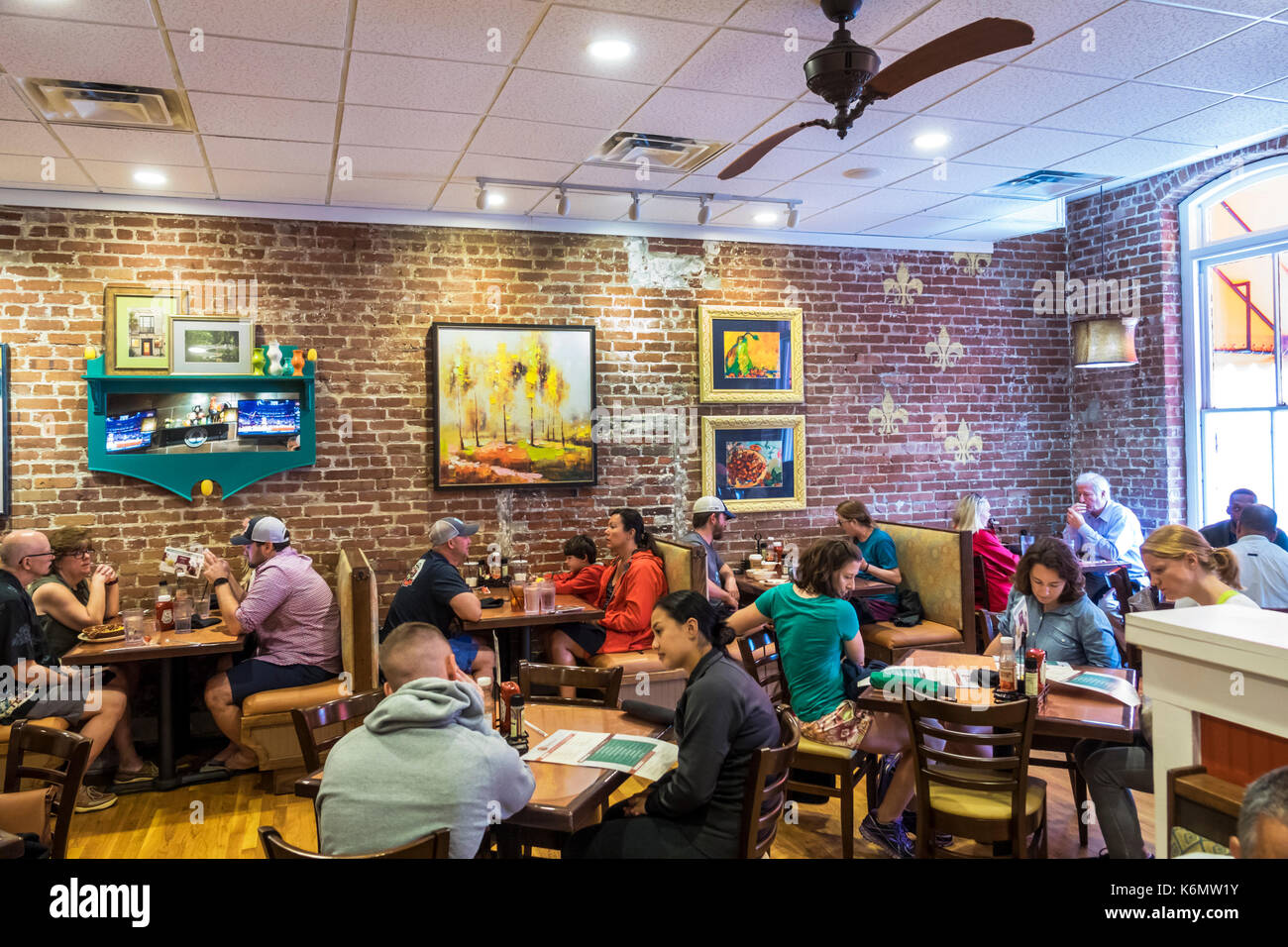 Charleston South Carolina,historic Downtown,Broken Egg Cafe,restaurant