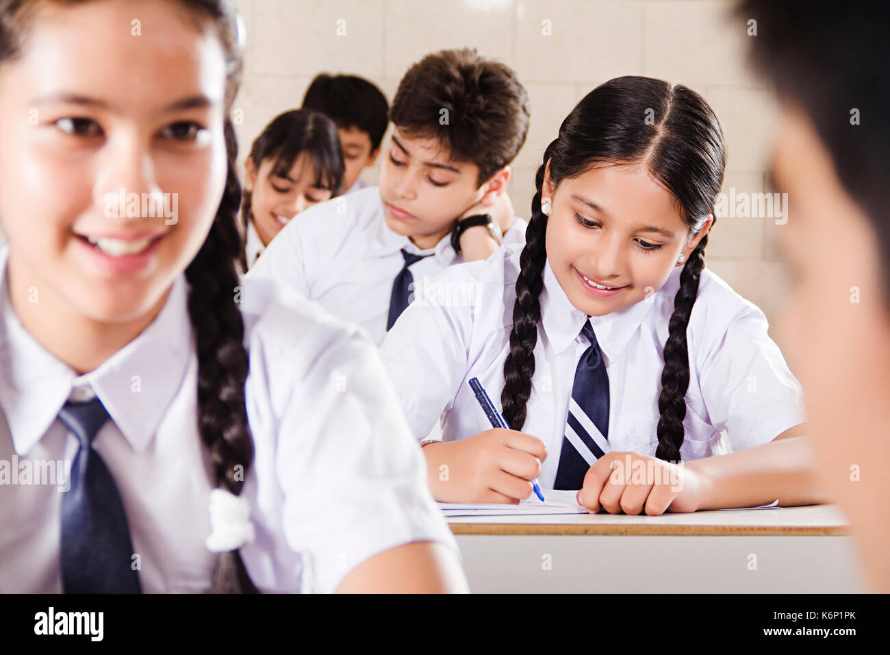 Indian Group High School Children Students Book Studying Education In ...