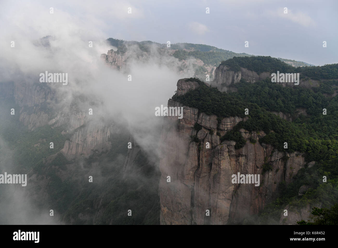Xianju. 13th Sep, 2017. Photo taken on Sept. 13, 2017 shows a scenery of the Shenxianju scenic spot in Xianju County of Taizhou, east China's Zhejiang Province. The scenic spot, featuring its good ecological environment and geologic structure, covers a total area of 22.32 square kilometers. Credit: Huang Zongzhi/Xinhua/Alamy Live News Stock Photo