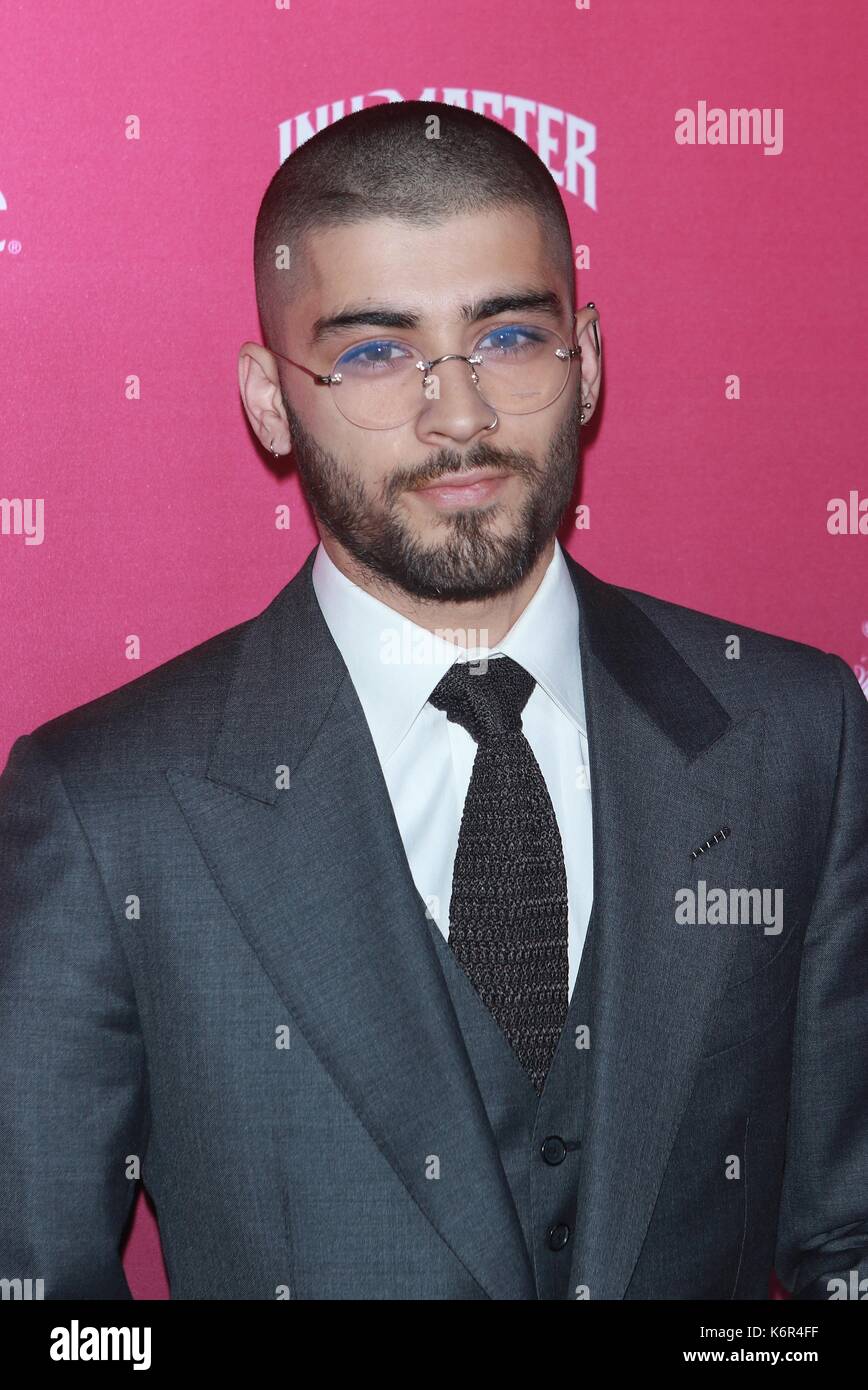 Zayn malik at us weekly's most stylish hi-res stock photography and images  - Alamy, image size:868x1390