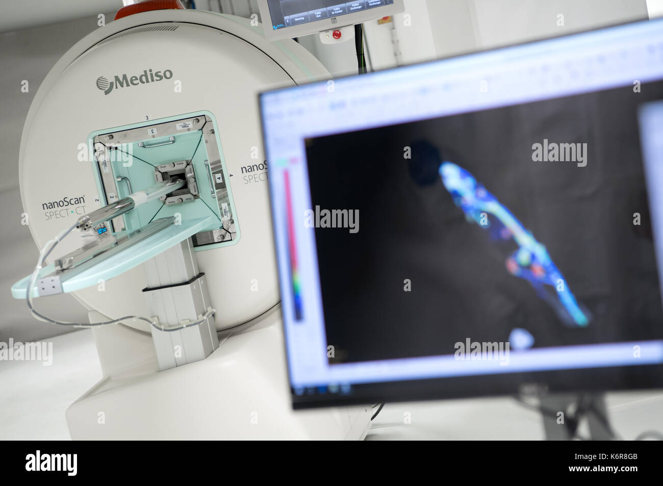 Munich, Germany. 12th Sep, 2017. A computerised tomography for mice and rats stands in a laboratory of the research centre for Translational Oncology (TranslaTUM) as central institute of the Technical University of Munich, Germany, 12 September 2017. Around 60 researches from biosciences and 40 from the technological field will be researching together inside the 60-million-euro complex at the University hospital on the right of the Isar river. Photo: Sven Hoppe/dpa/Alamy Live News Stock Photo