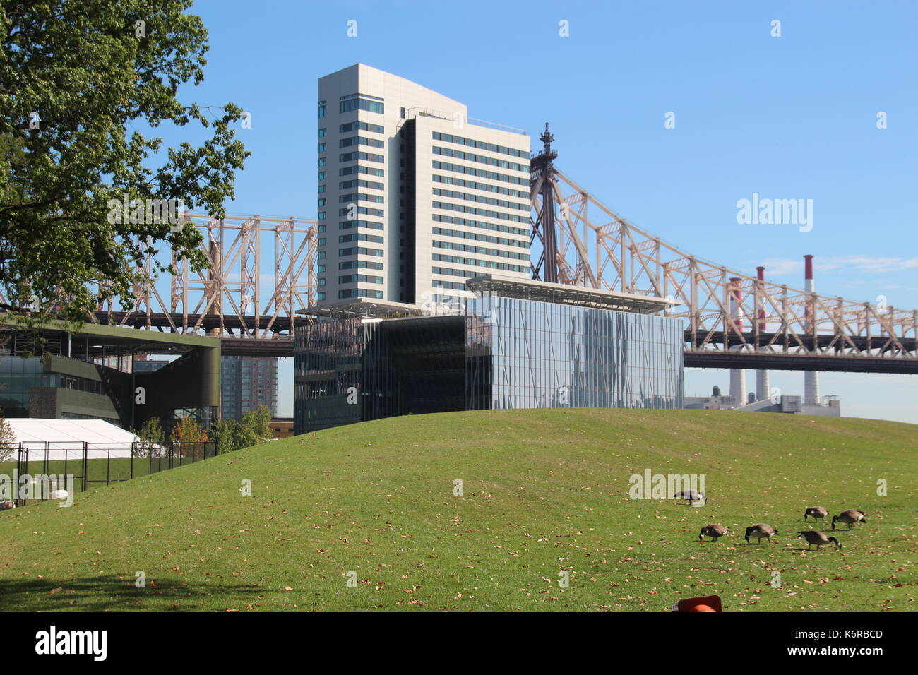 Cornell tech campus roosevelt island hi-res stock photography and ...