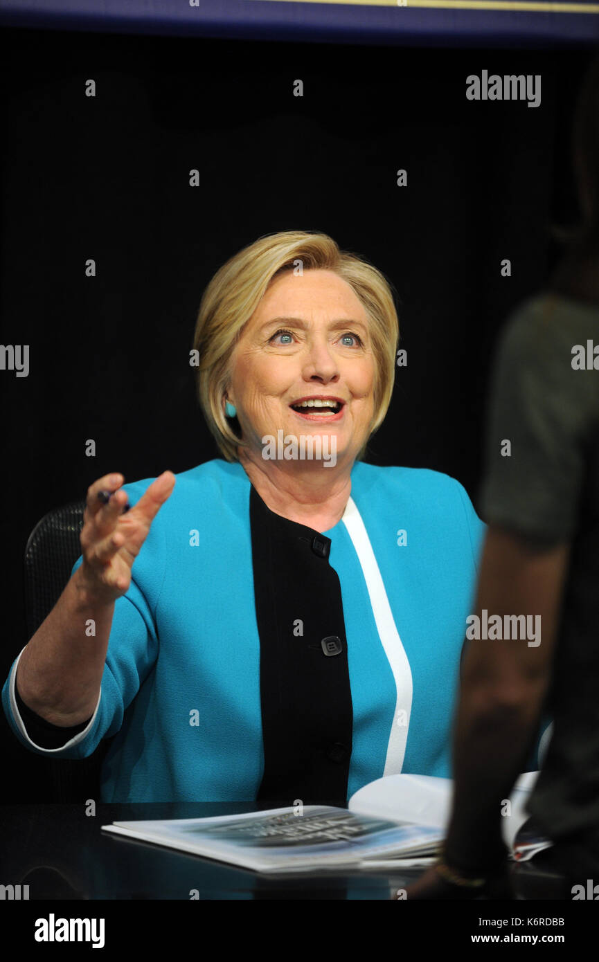 New York, NY, USA. 12th Sep, 2017. Former US Secretary of State, Hillary Clinton signs copies of her book, 'What Happened' at Barnes & Noble Union Square on September 12, 2017 in New York City. Credit: Mpi122/Media Punch/Alamy Live News Stock Photo