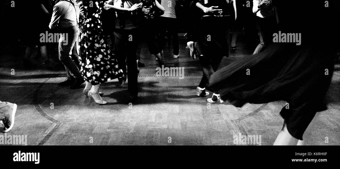 Couple dancing rock roll music hi-res stock photography and images - Alamy