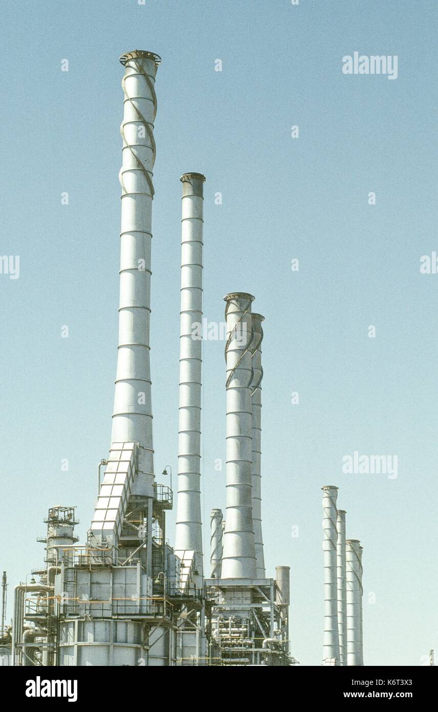 The world's largest oil refinery, oil storage tank farm and chief crude