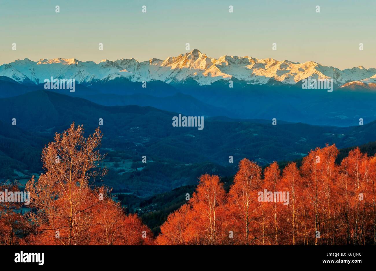 France, Ariege, Regional Park Ariege Pyrenees, View of the mount Valier ...