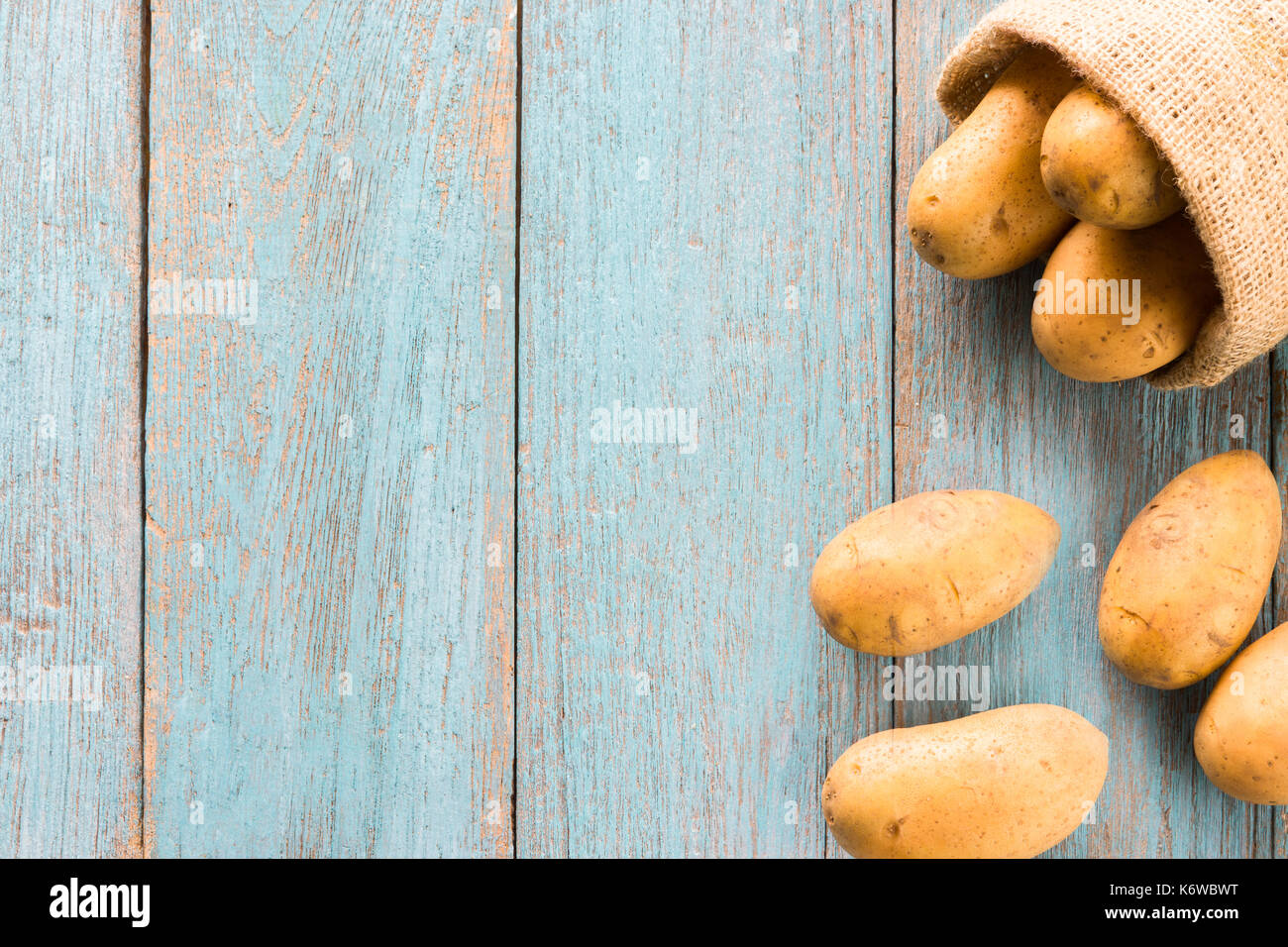 Crispy potato chips, potato Stock Photo - Alamy