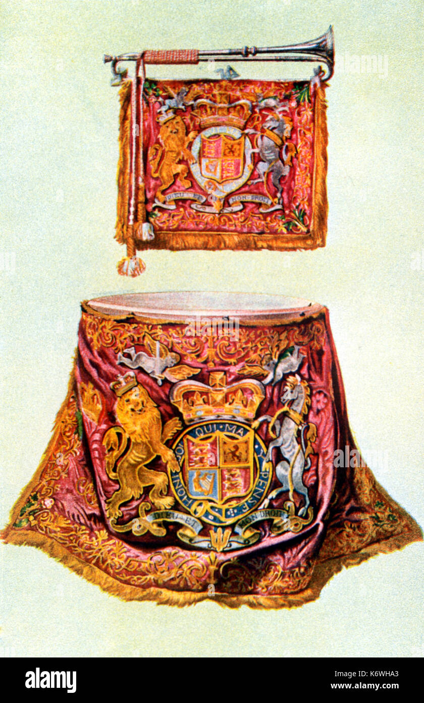 INSTR - PERCUSSION - DRUM - KETTLEDRUM State Kettledrum (below) draped with Royal Banner also State Trumpet, with banneret of Royal Arms Stock Photo