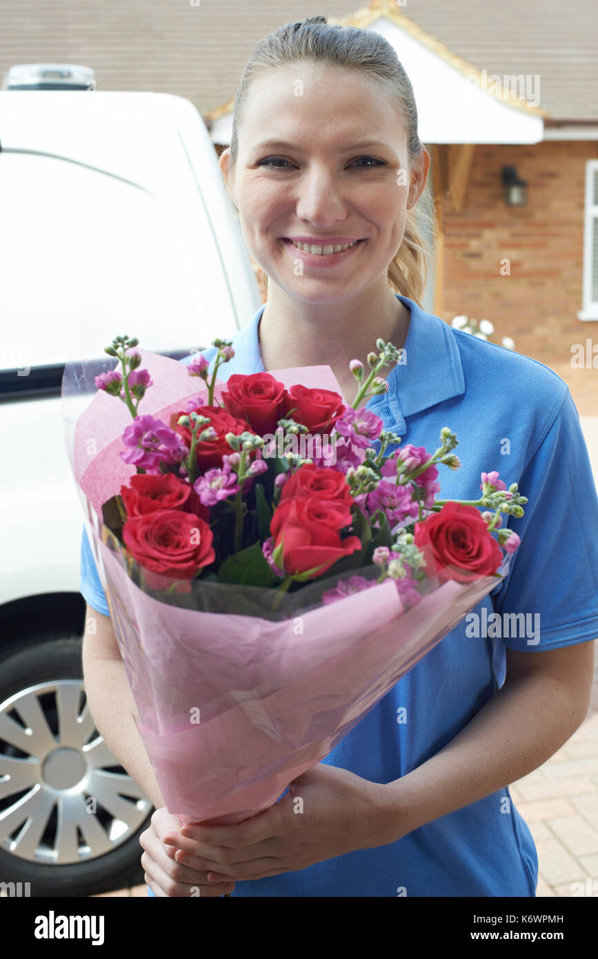 Florist flowers delivery van hires stock photography and images Alamy