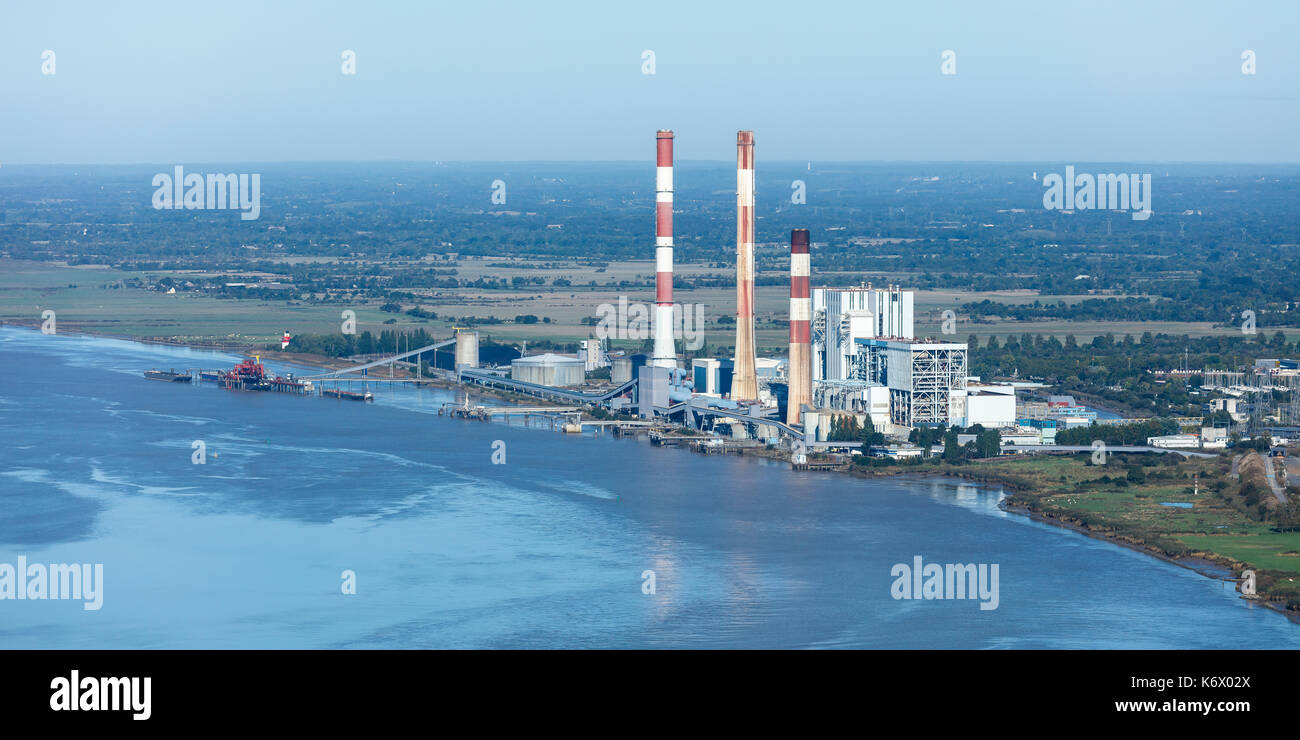 France, Loire Atlantique, Cordemais, thermal power plant on the Loire river (aerial view) Stock Photo