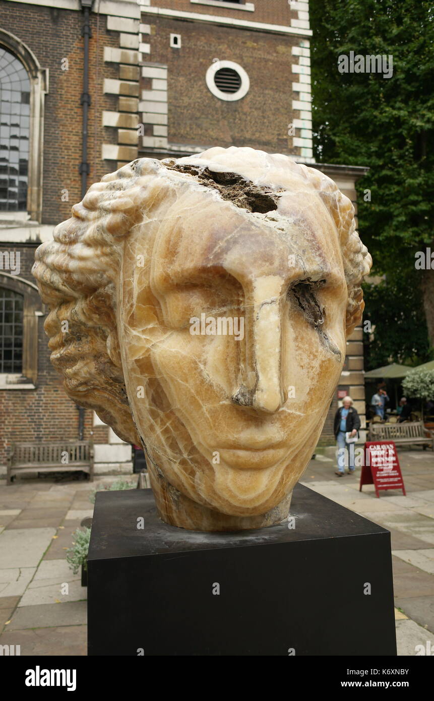 Onyx head sculpture by Emilly Young Stock Photo - Alamy
