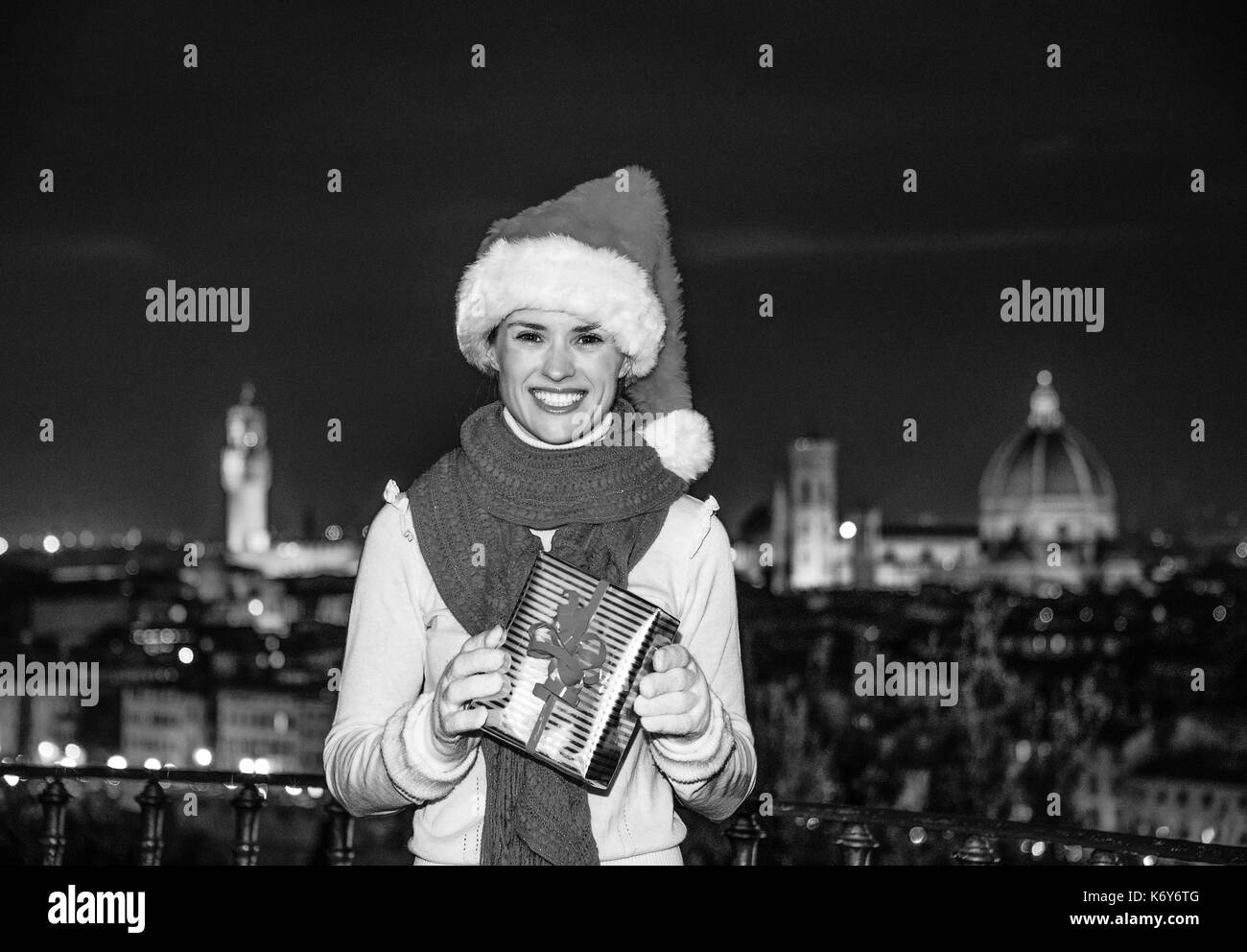 Trip Full Of Inspiration At Christmas Time In Florence Smiling Young