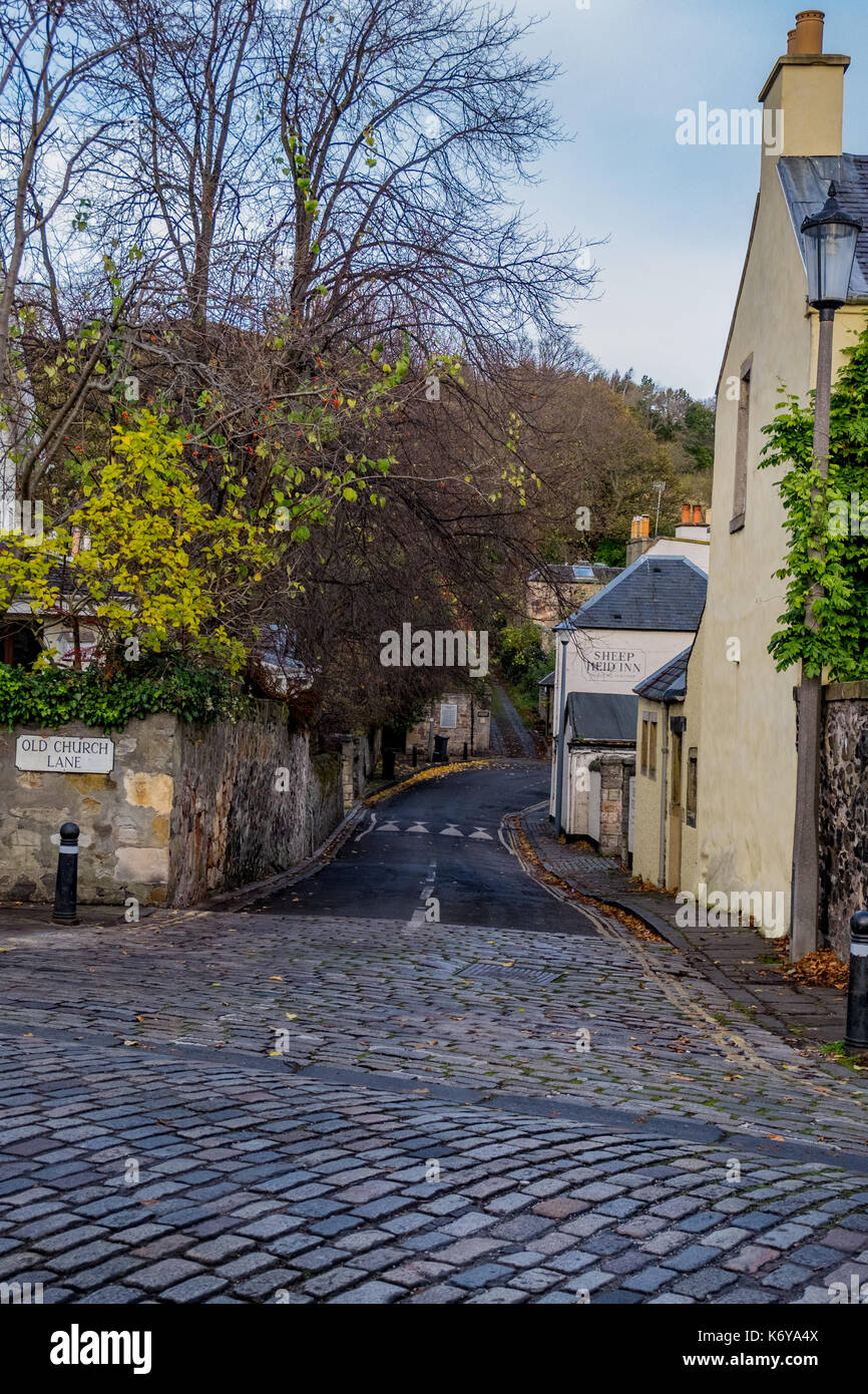 duddingston village edinburgh Stock Photo Alamy