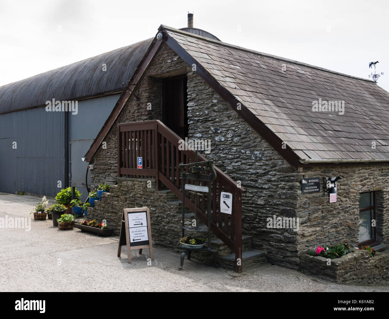 Cenarth cheese hires stock photography and images Alamy