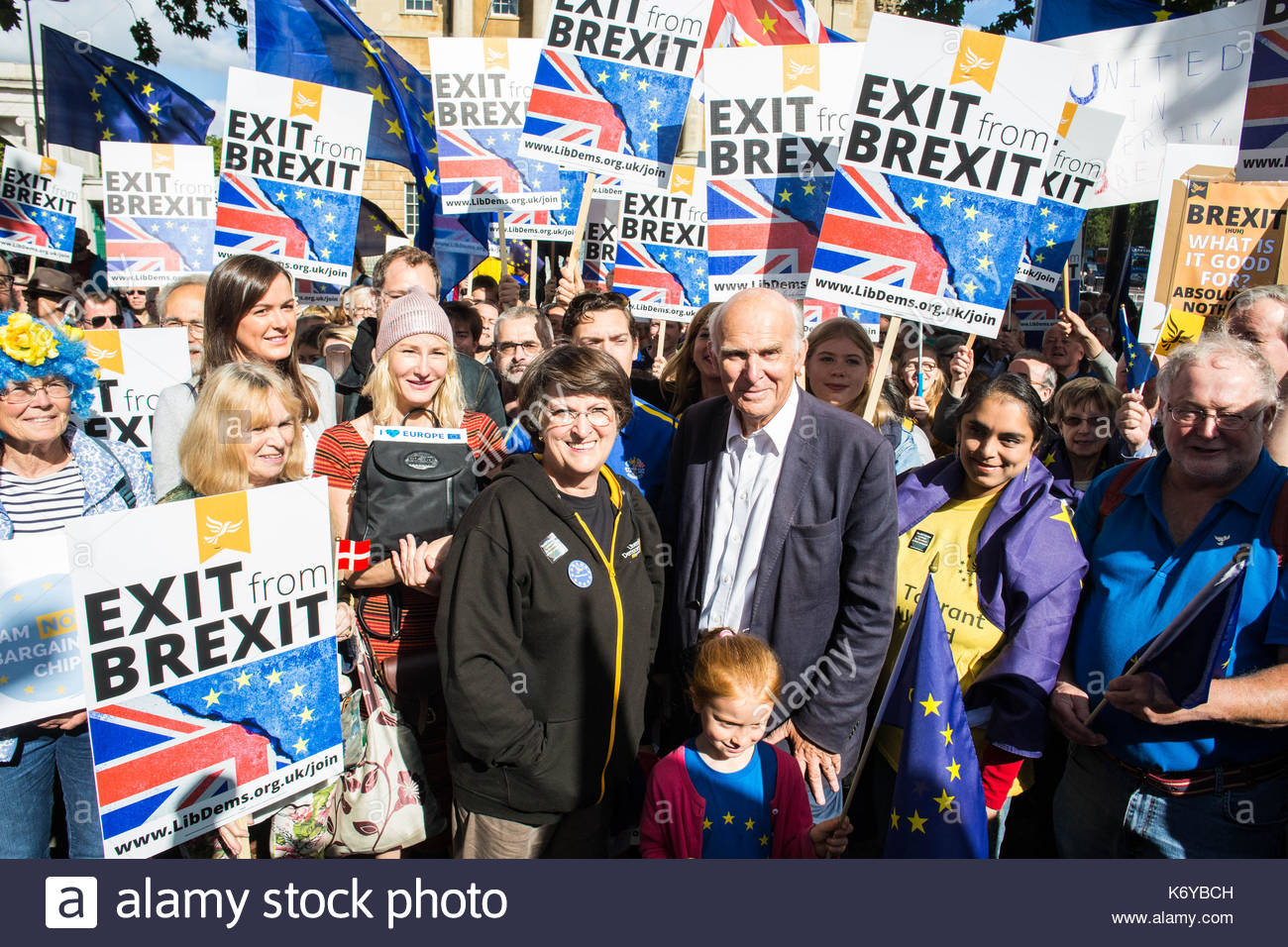 Vince Cable of the Liberal Democrats with pro-EU party members at Hyde Park before an anti-Brexit march. Credit: reallifephotos/Alamy Live News Stock Photo