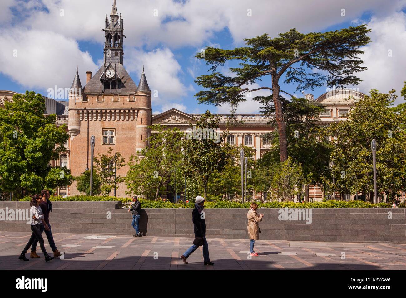 France Haute Garonne Toulouse Charles De Gaulle Square And The Tower france-haute-garonne-toulouse-charles-de-gaulle-square-and-the-tower